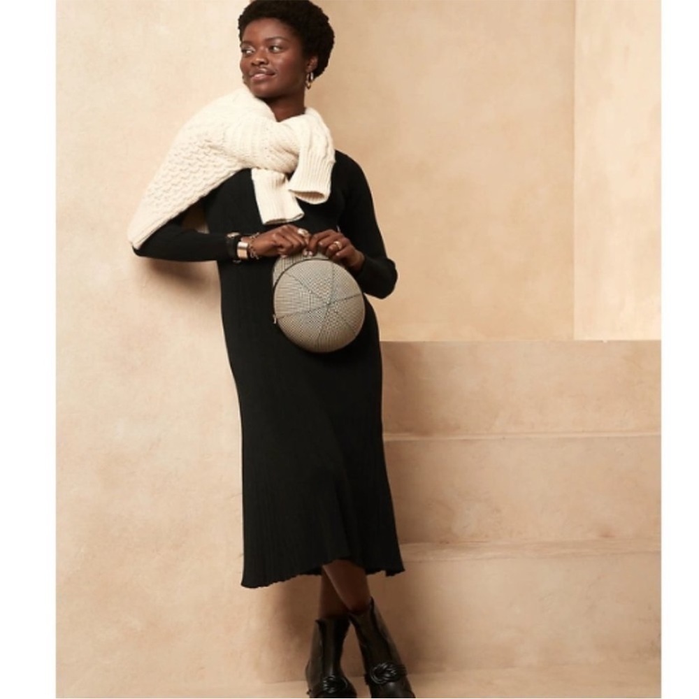 Banana Republic Dress Ribbed V-Neck Sweater Midi Black Holiday Winter Boots - Picture 14 of 14